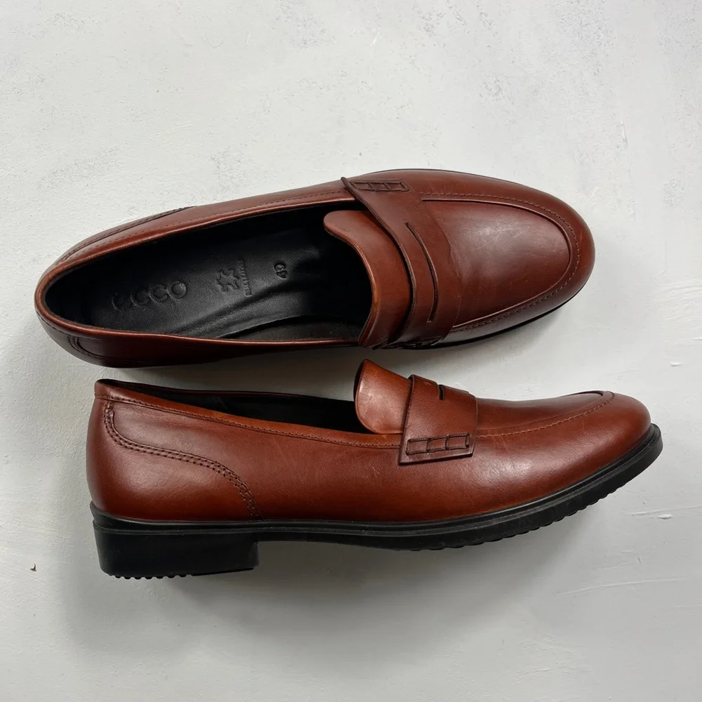 Ecco Rich Brown Leather Slip-On Loafers